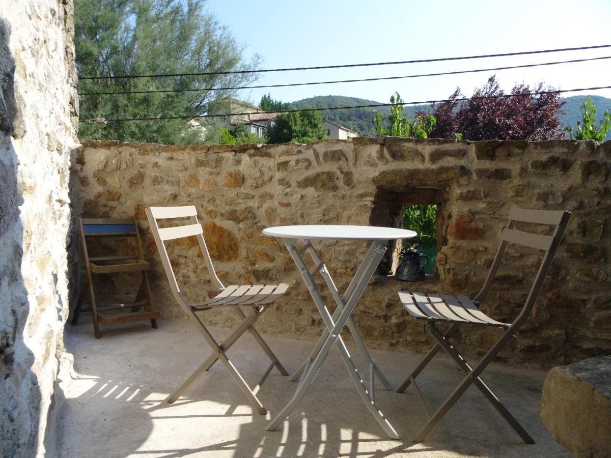 Saint-Florent-sur-Auzonnet Le Mas Du Galibot Chambre Cambalotte المظهر الخارجي الصورة